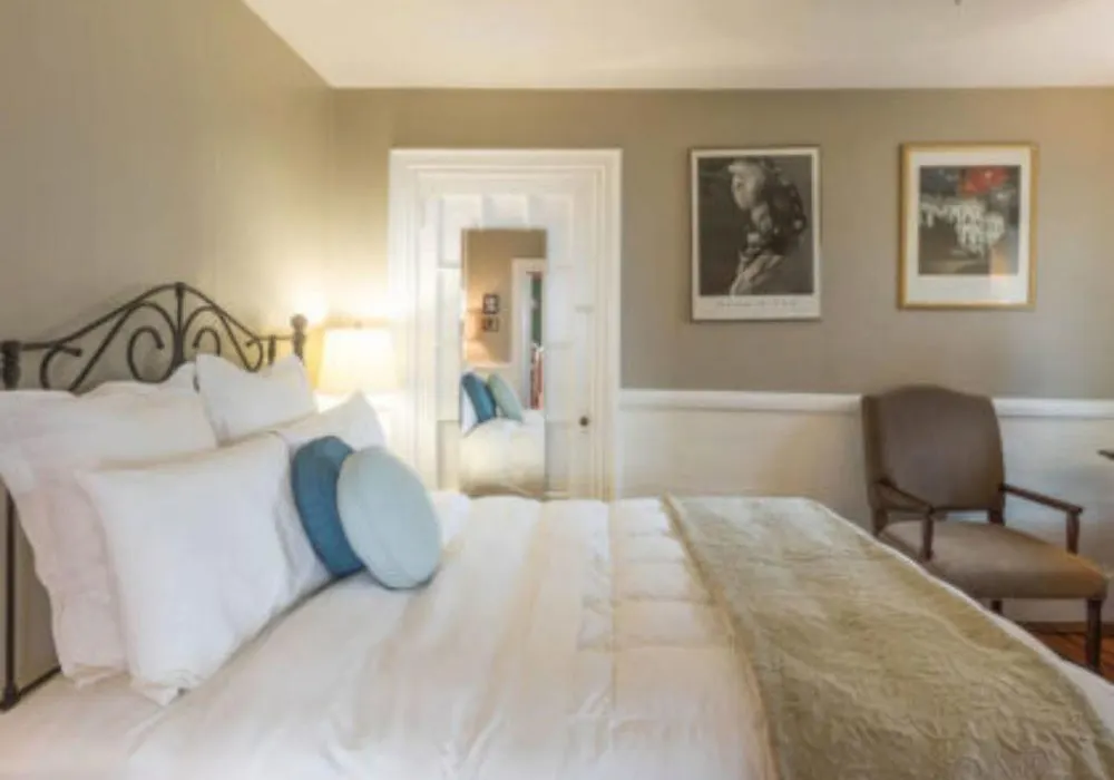 Snug Cottage-1