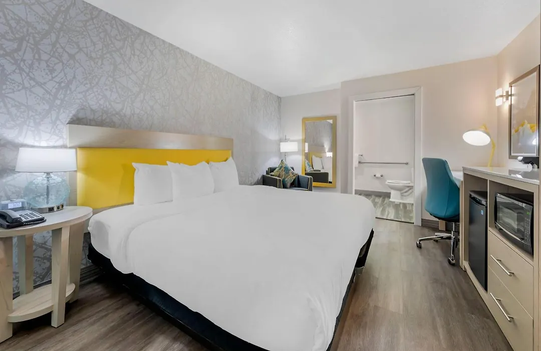 Hillstone Inn Tulare, An Ascend Collection Hotel-1