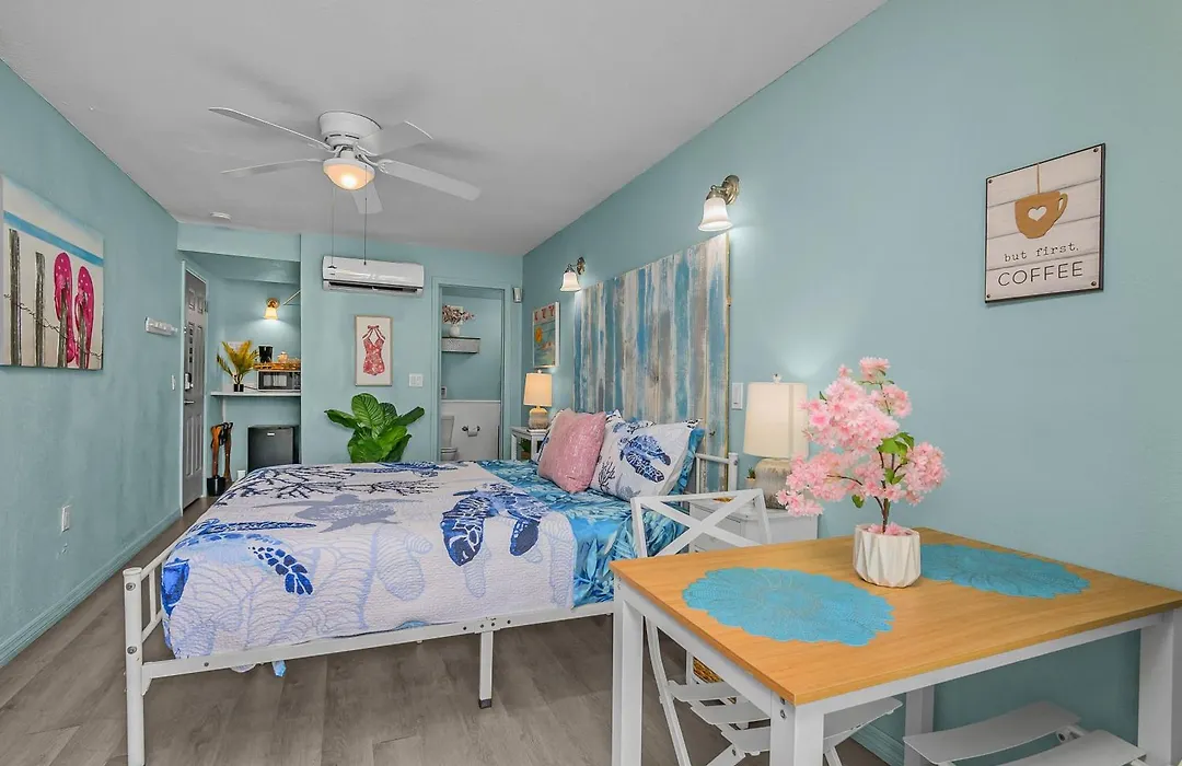 Latitude 26 Waterfront Boutique Resort - Bonita Springs-1