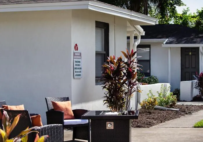 Travel Inn Of Titusville-1