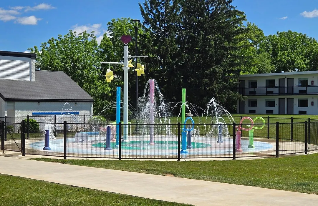 Dutch Wonderland Inn-1