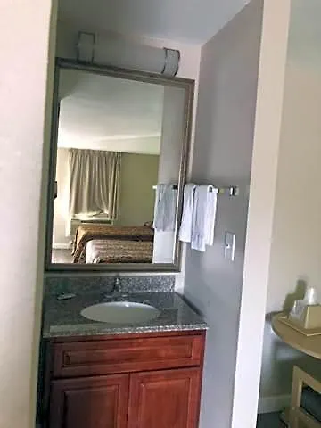 Flamingo Beach Inn-1