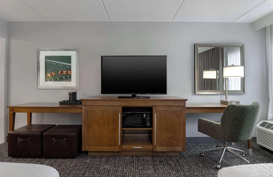 Hampton Inn Tallahassee-Central-1
