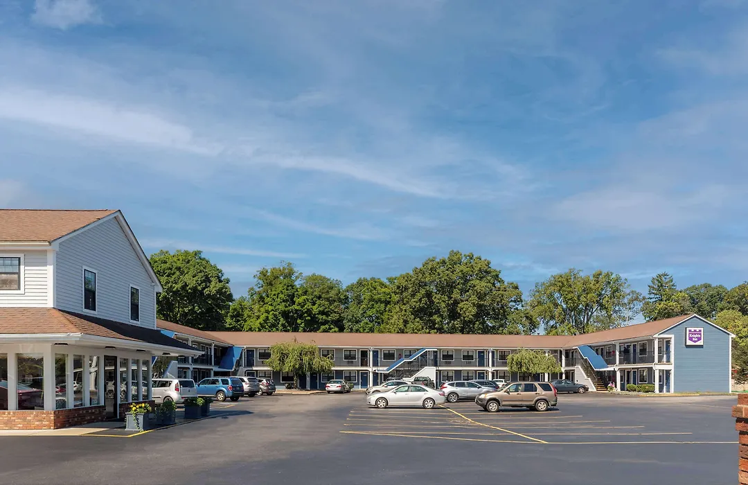 Knights Inn North Attleboro-1