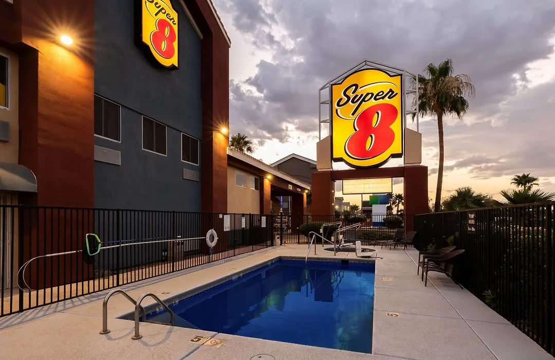 Super 8 By Wyndham Marana/Tucson Area-1