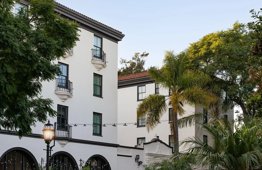Hotel Santa Barbara-1