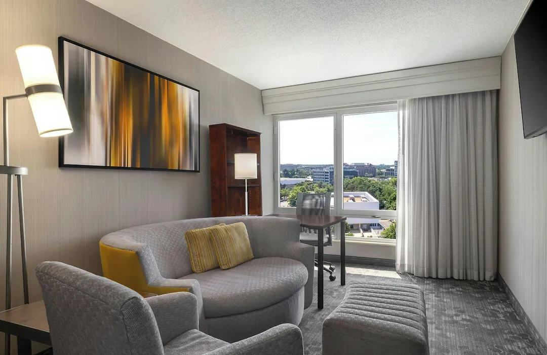 Courtyard By Marriott Tysons Mclean-1