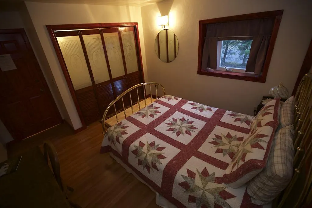 Northern Nights B&B-1