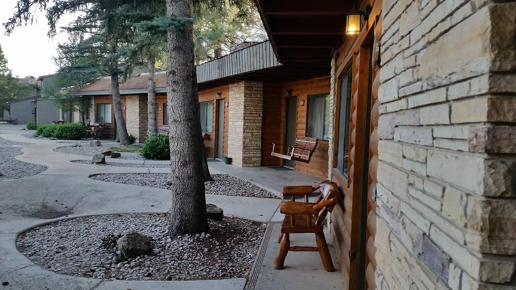 West Winds Lodge-1