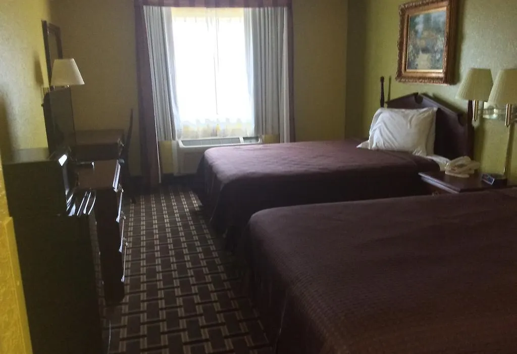 Country Hearth Inn - Bowling Green-1
