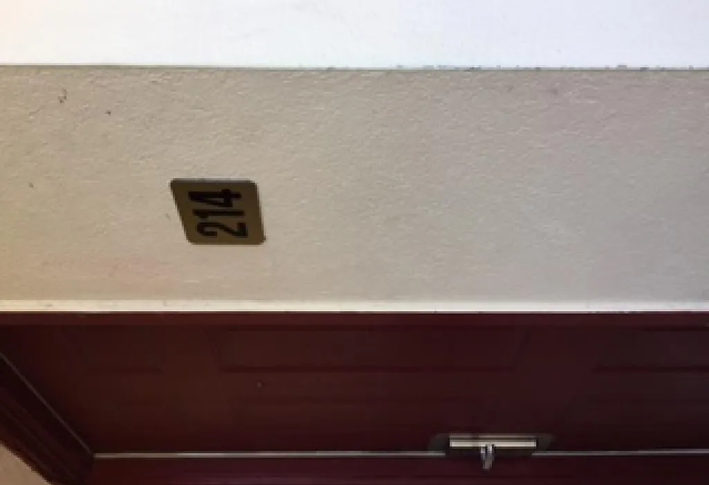 Golden Knight Motel-1