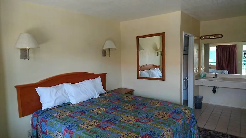 Bristol Motel-1