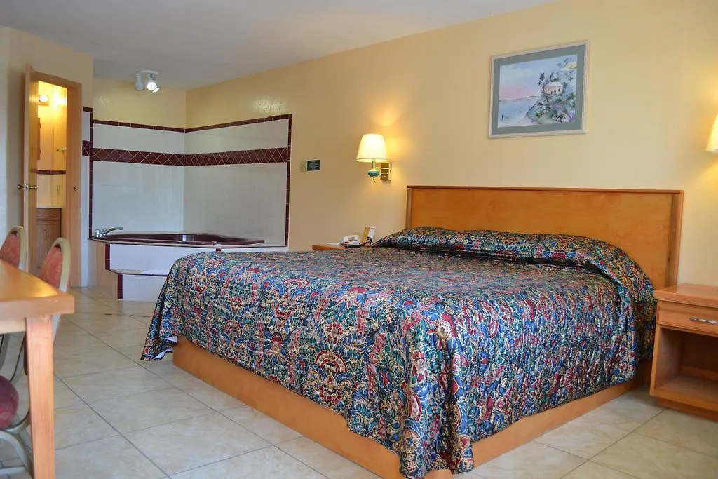 Deluxe Inn And Suites Weslaco-1
