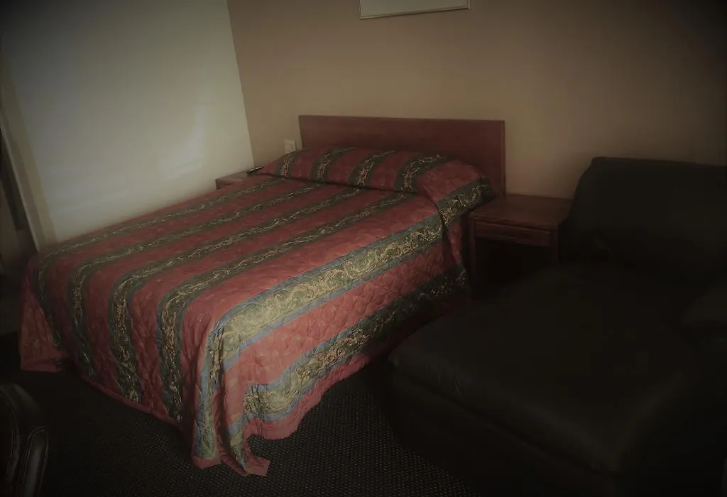 Budget Inn Riverside-1