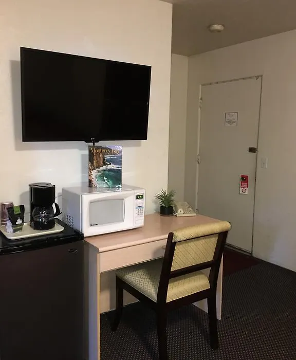 Old Marina Inn-1