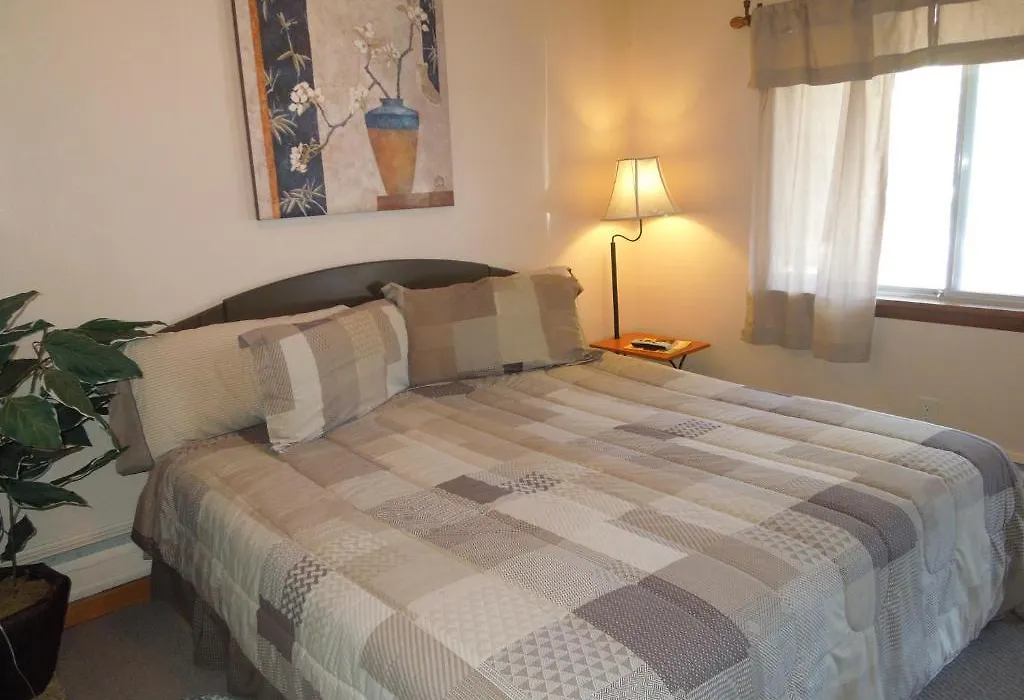 Delux Inn-1