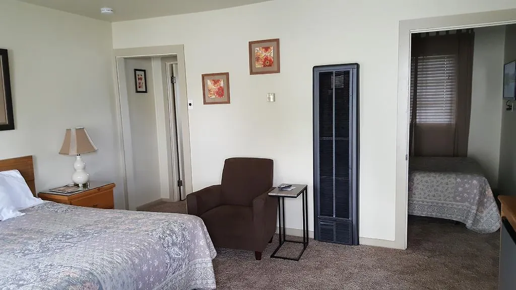 Bishop Village Motel-1