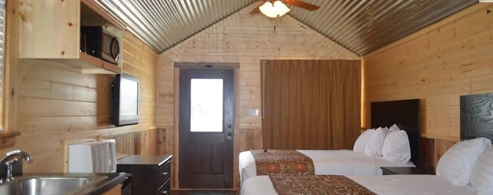 Lone Star Lodge-1