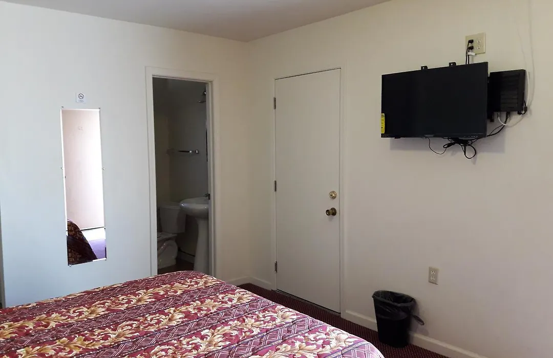 World Motel-1