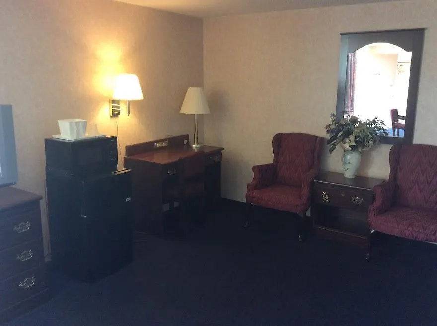 Economy Inn-1