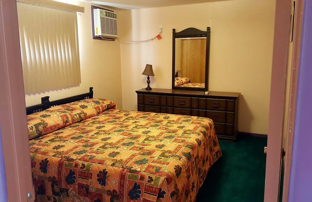 Westernaire Motel-1