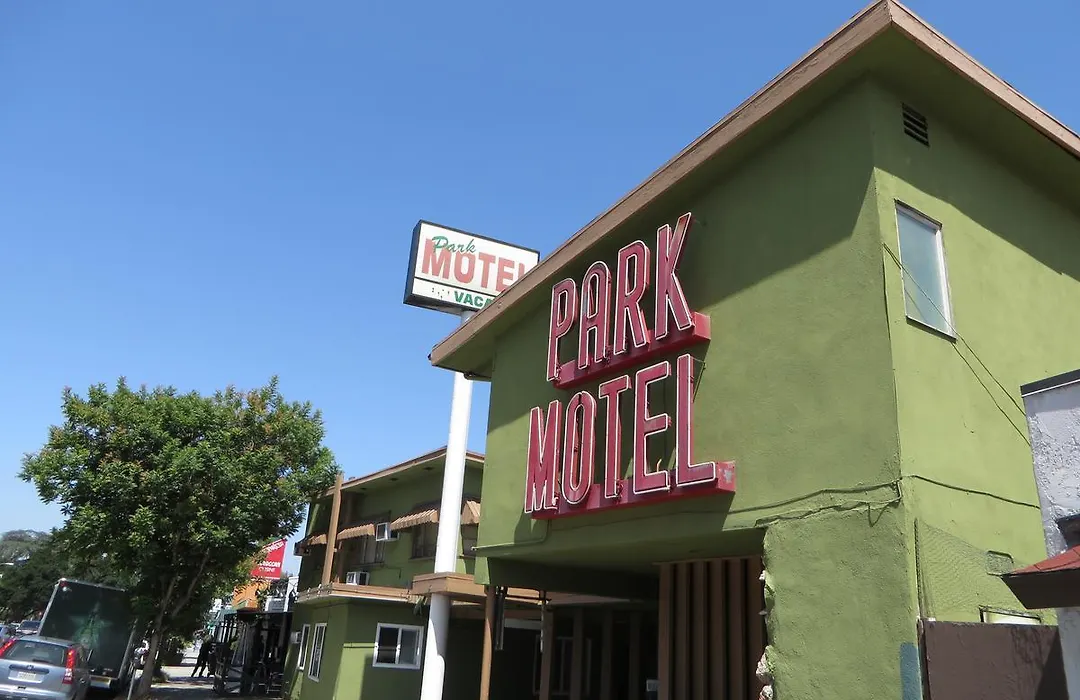Park Motel-1