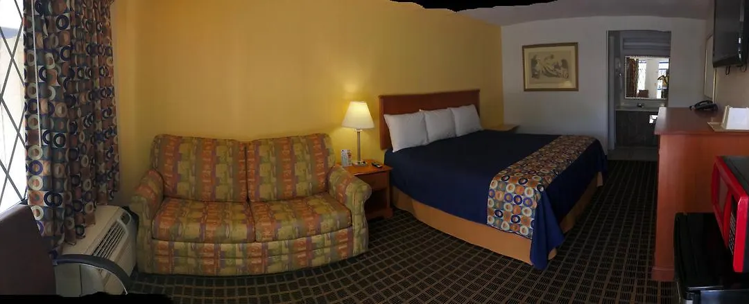 712 Inn-1
