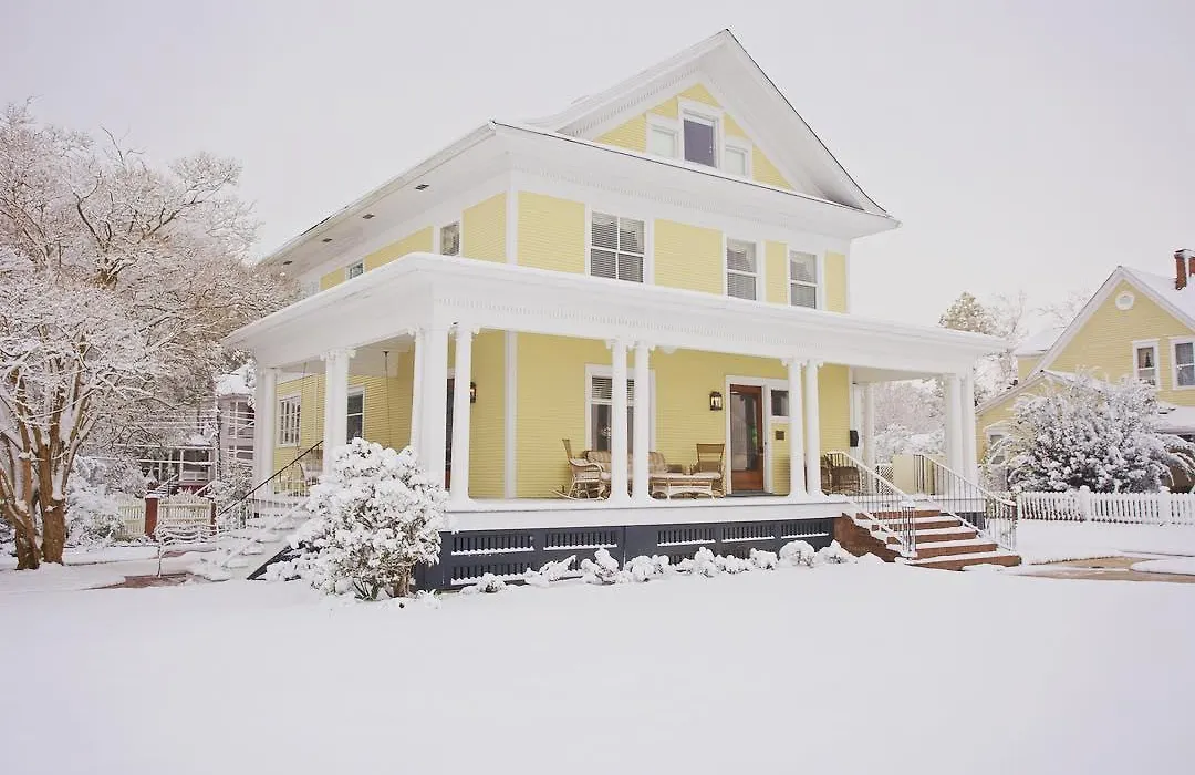 Clifton House - Observatory - King Suite, Sleeps 4, Mississippi River Views-1
