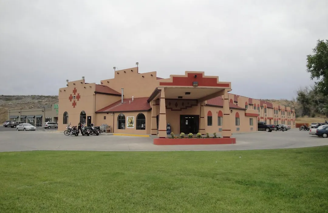 Kings Inn Cody-1