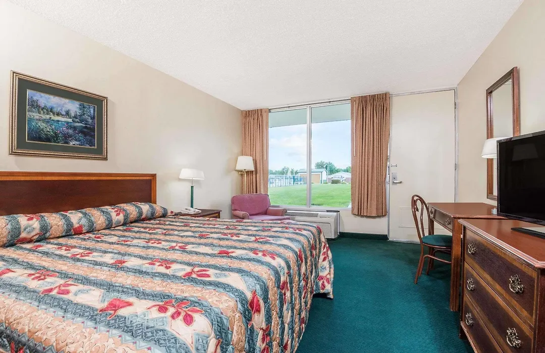 Knights Inn Wabash-1