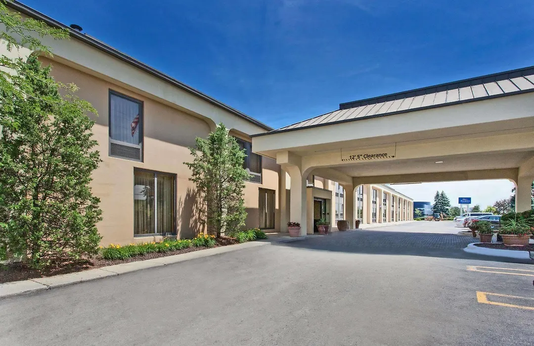 Baymont By Wyndham Southfield/Detroit-1