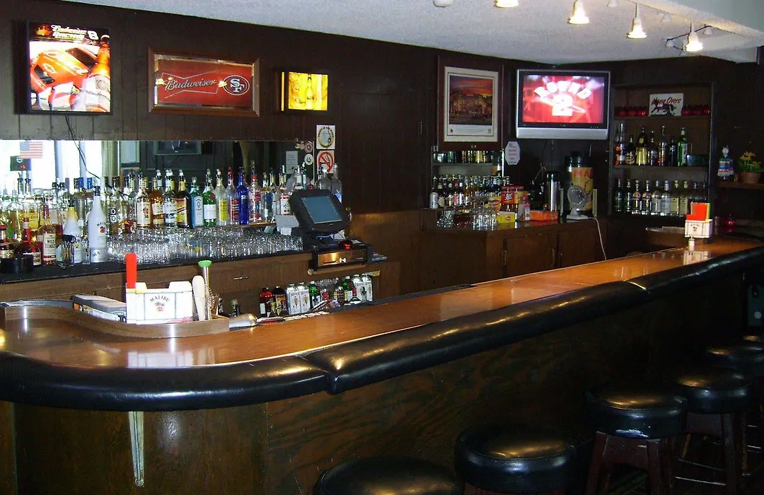 Hillsdale Inn-1