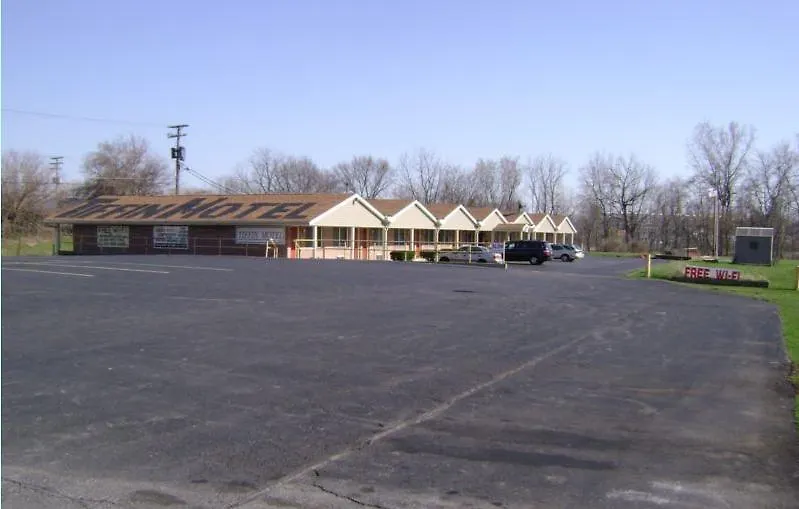 Tiffin Motel-1