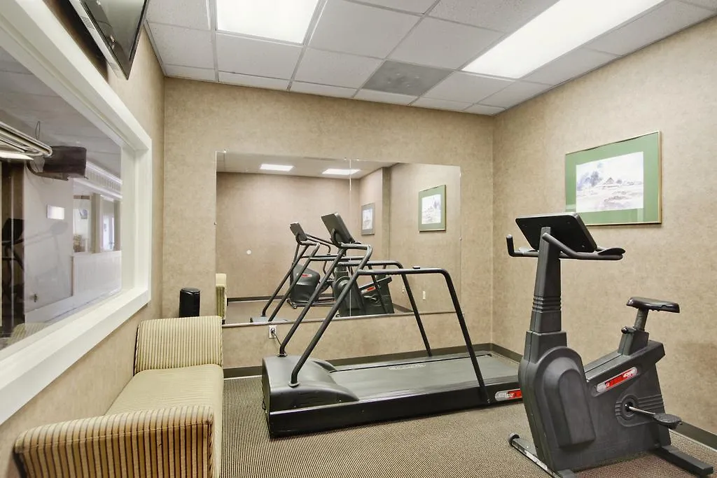 Ramada By Wyndham Roanoke-1