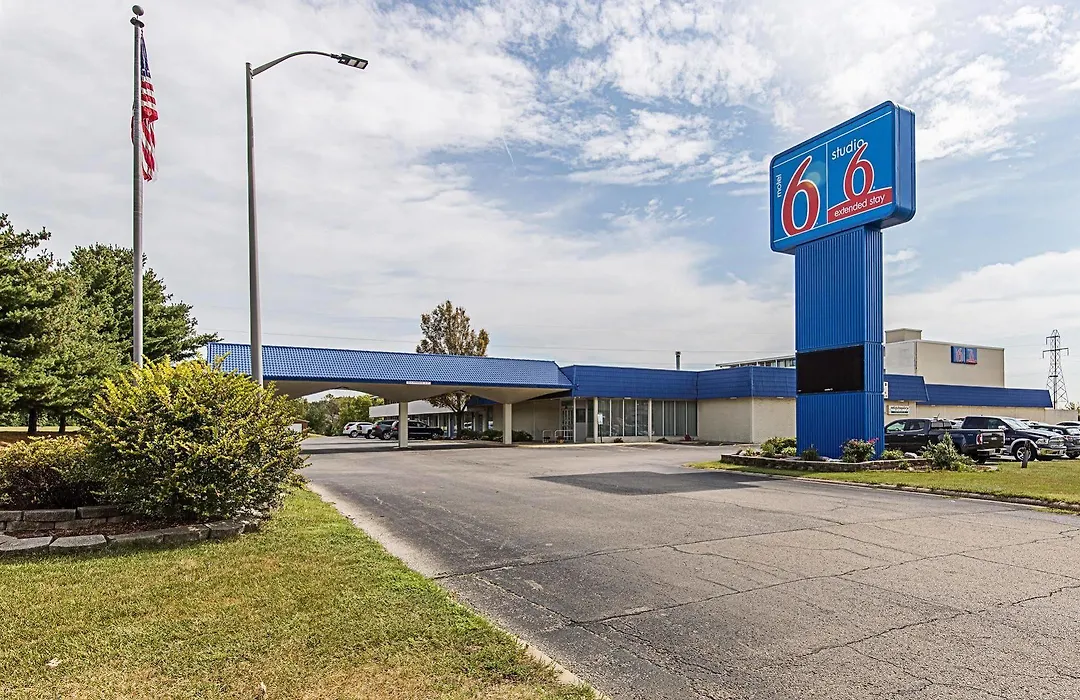 Motel 6-Pekin, Il-1