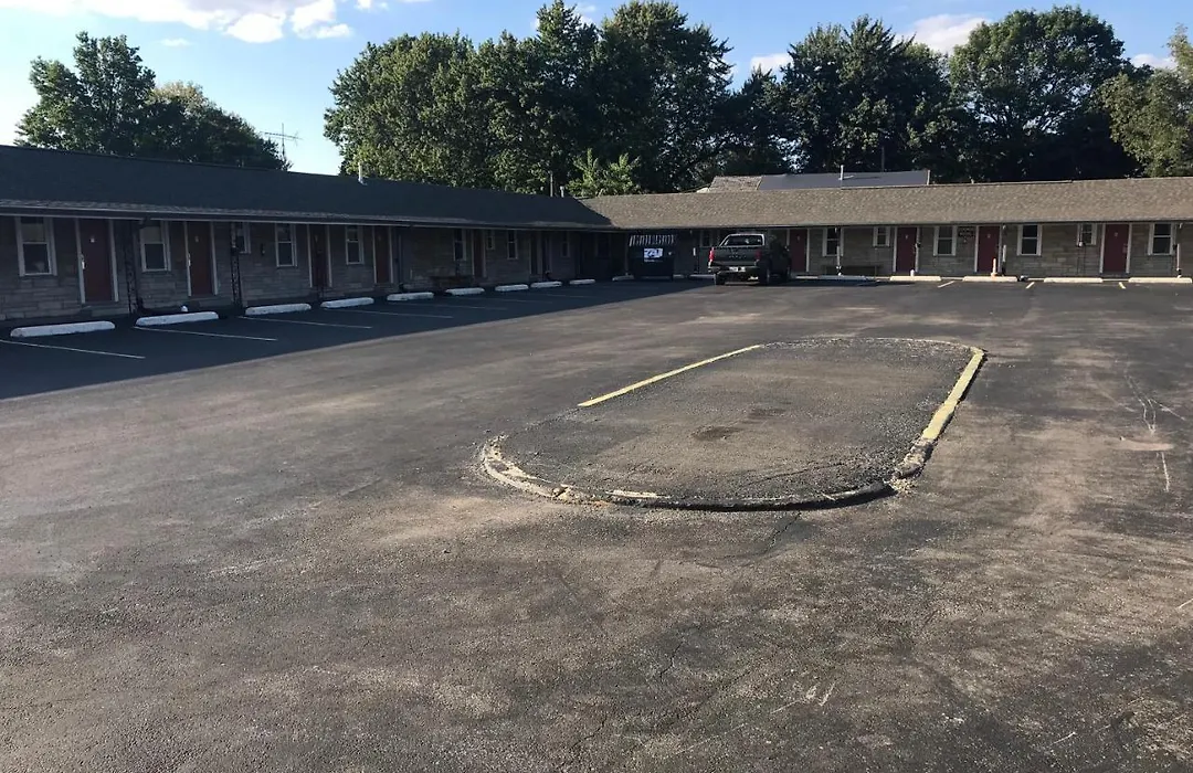Cooper Motel Tuscola-1