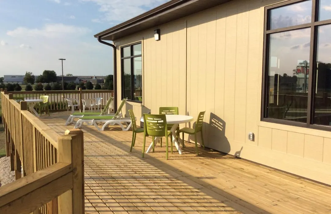 Scenic Shore Inn-1
