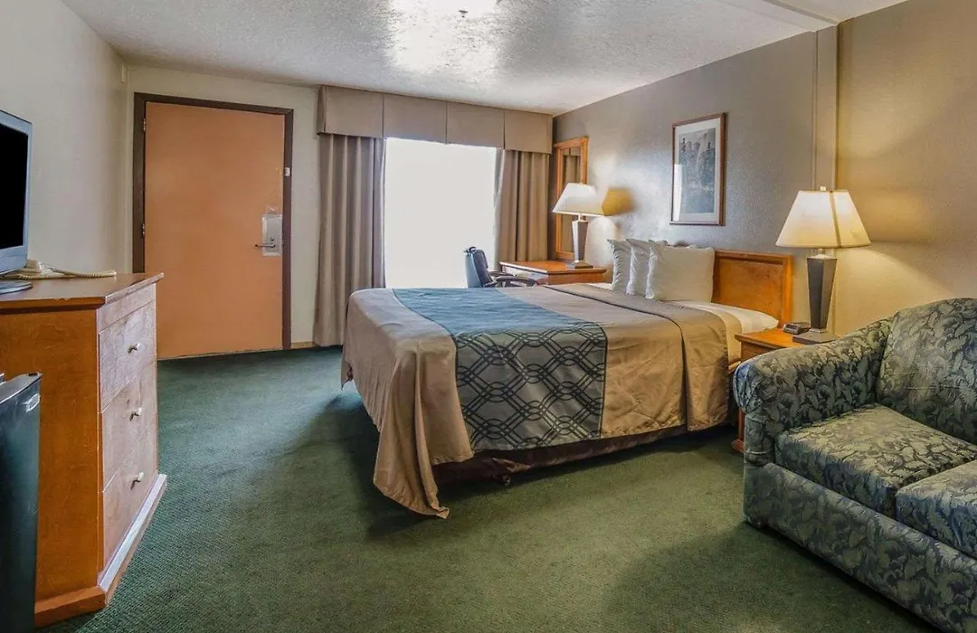 Econo Lodge Downtown Vernal-1