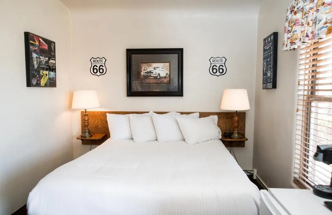 Historic Route 66 Motel-1