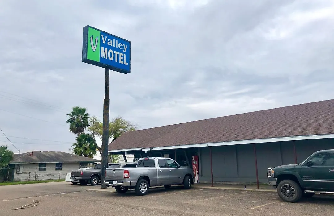 Valley Motel-1