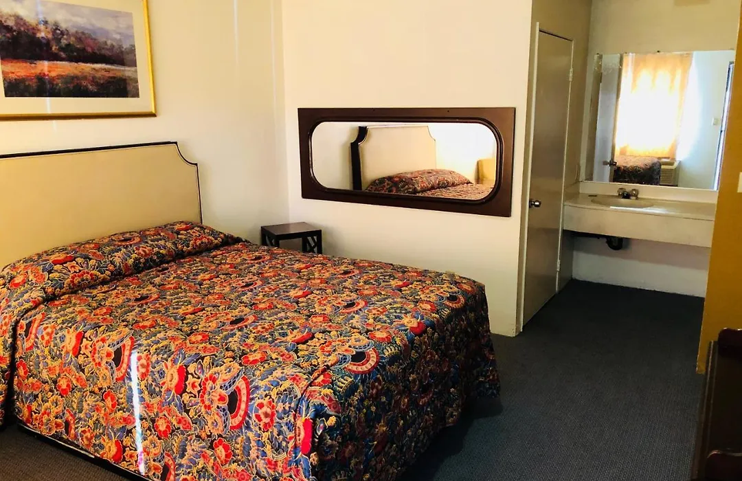Palm Inn Motel - Montclair-1