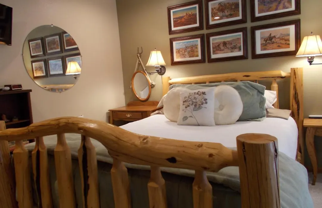 Elk Ridge Bed & Breakfast-1