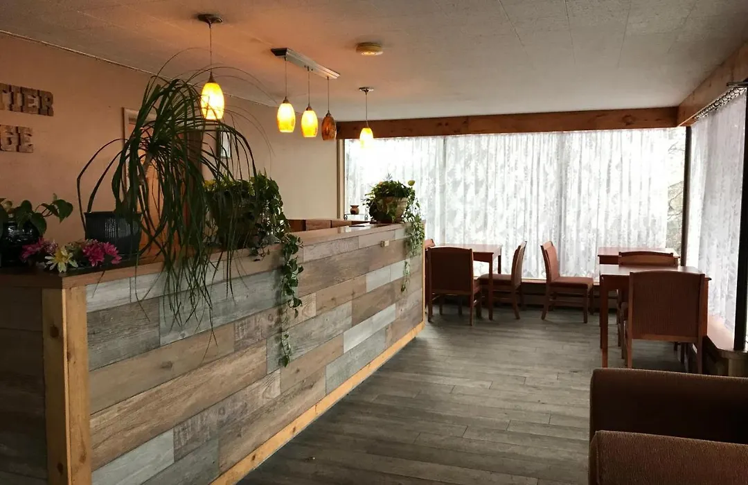 Frontier Lodge-1