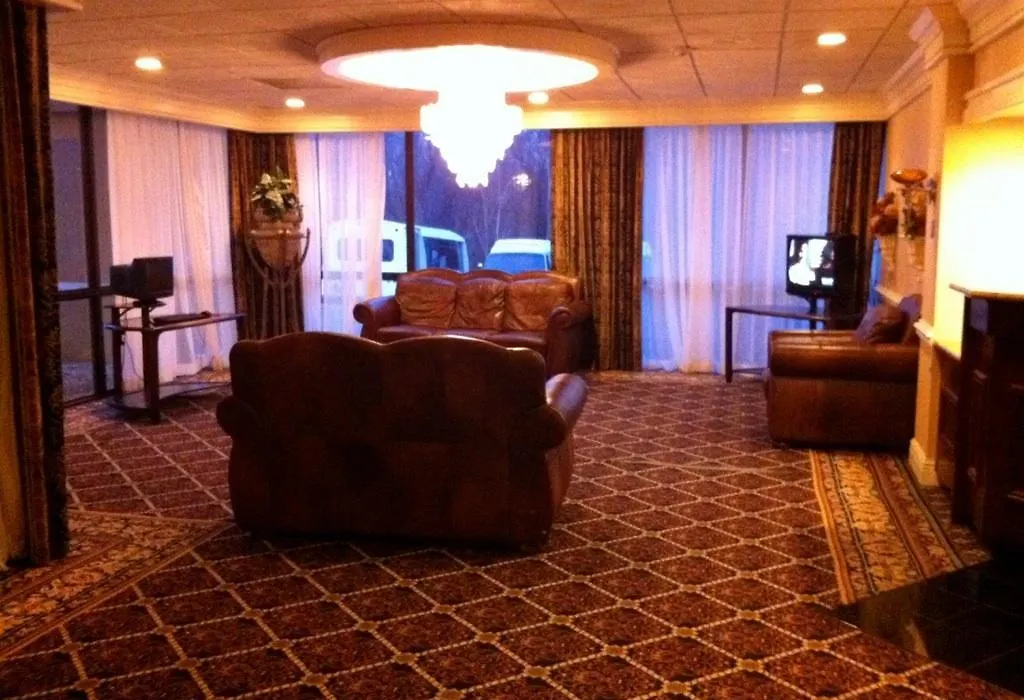 Governor'S Inn & Suites-1