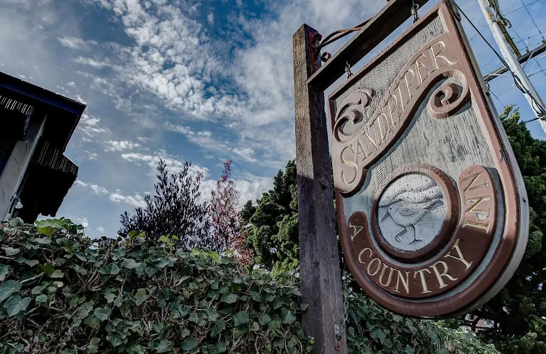 Sandpiper Inn-1