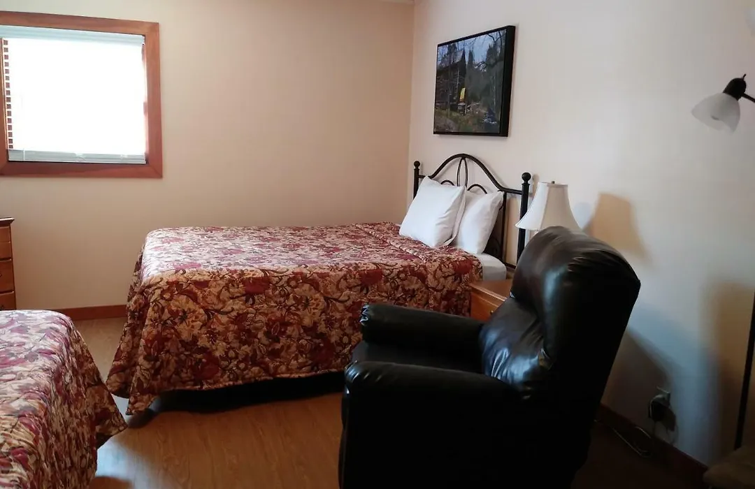 Riverbend Lodging-1