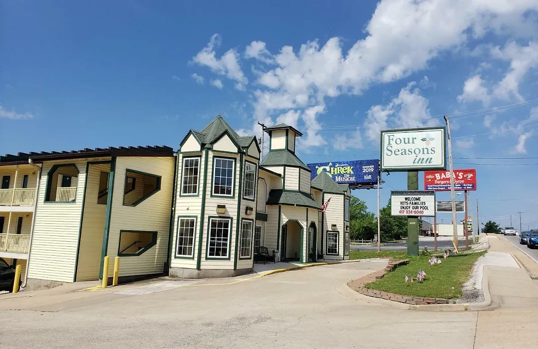 Four Seasons Inn-1