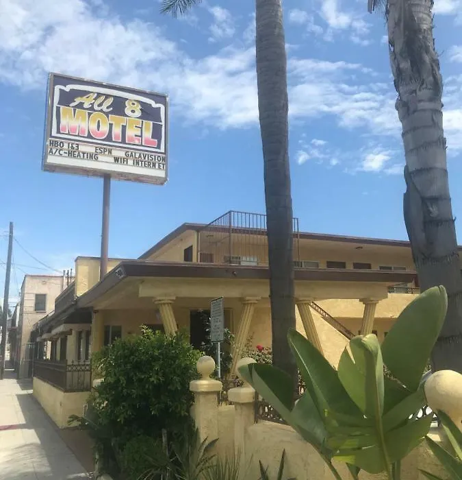 All 8 Motel-1