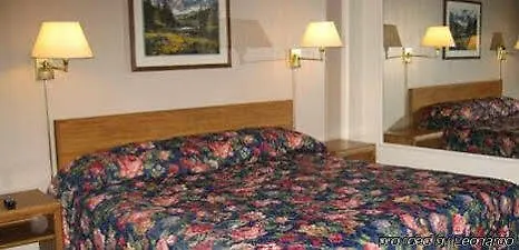 Hub City Inn-1