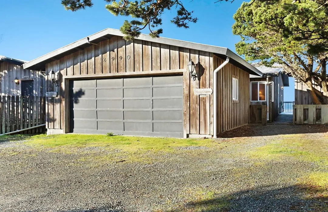 Spindrift Oceanfront Home - The Starboard-1